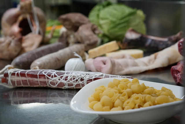 Ingredientes para la escudella i carn d’olla de Via Veneto