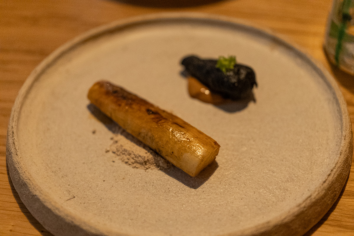 Espárragos en Restaurante Gurí Barcelona